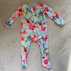 Floral baby onesie with amazing stretch and quality